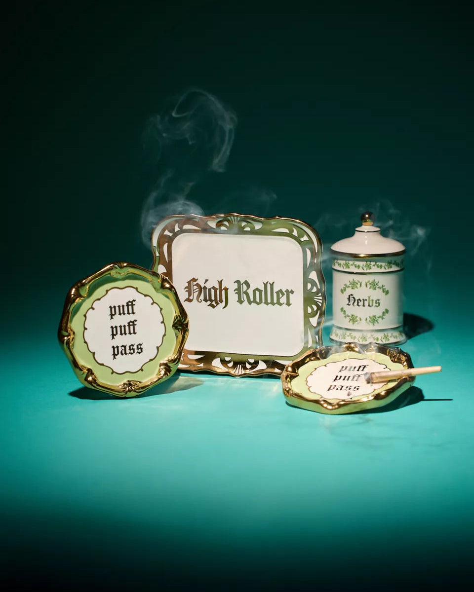 Puff Puff Pass! Cosette 華麗陶瓷煙灰缸