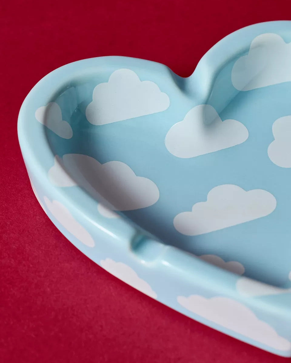 A Shop Of Things 愛心造型煙灰缸