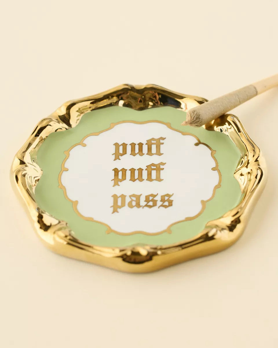 Puff Puff Pass! Cosette 華麗陶瓷煙灰缸