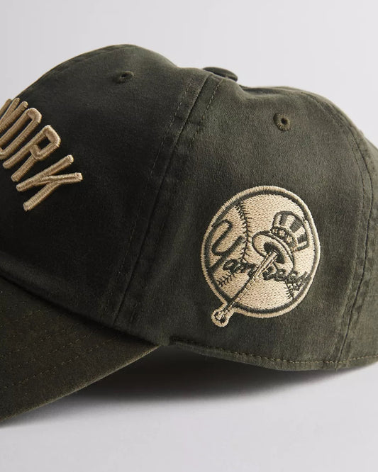 Mitchell & Ness MLB 紐約洋基隊 仿皮革棒球帽