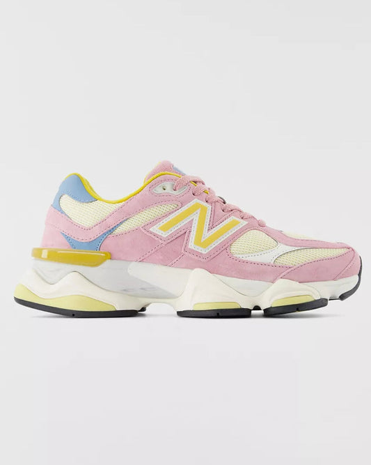 New Balance 9060 男女款 麂皮運動鞋 (蒂芬妮粉藍 + 淺鈣白)