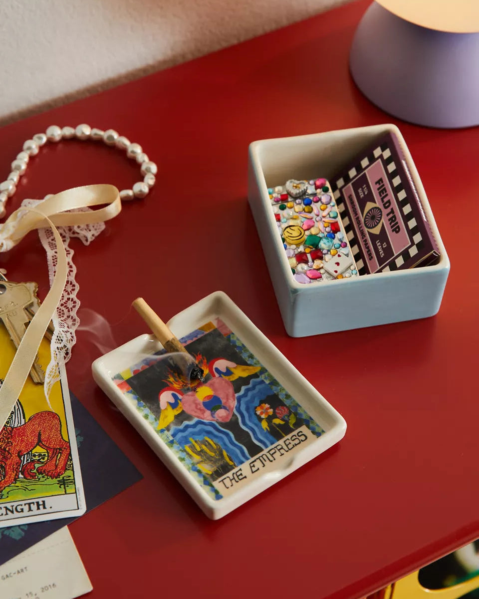 塔羅牌造型 帶蓋煙灰缸+收納盒