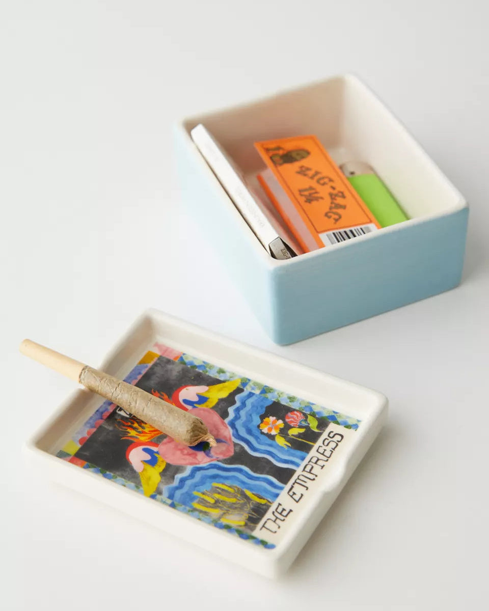 塔羅牌造型 帶蓋煙灰缸+收納盒